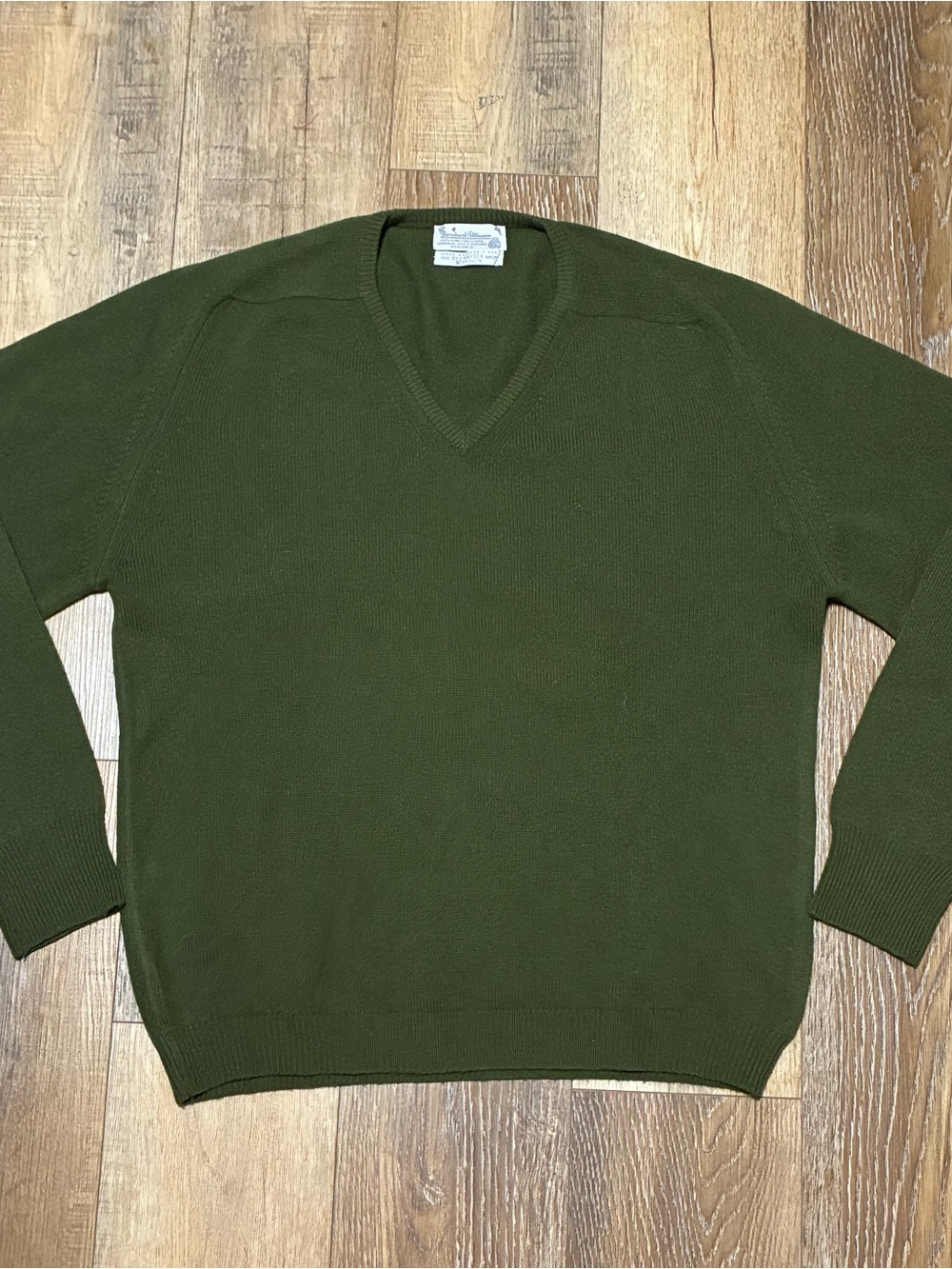 Vintage Bernhard Altmann Scotland Wool V neck Sweater 46 XL Green